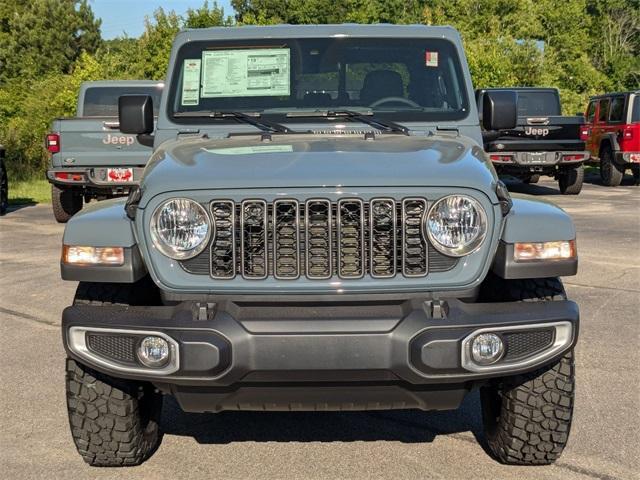 new 2025 Jeep Gladiator car, priced at $48,602