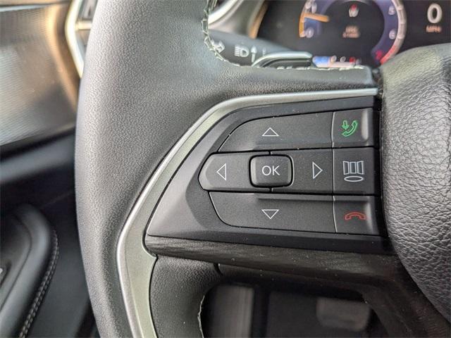 used 2025 Jeep Grand Cherokee car, priced at $38,628