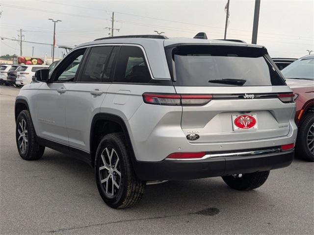 new 2025 Jeep Grand Cherokee car, priced at $42,381
