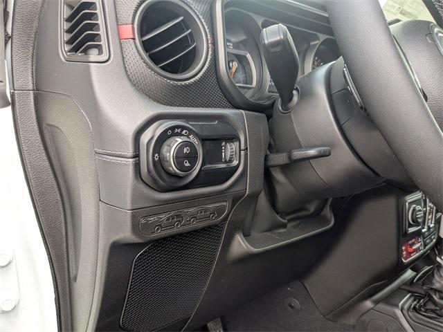 new 2025 Jeep Gladiator car, priced at $55,210