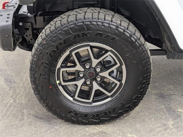 new 2025 Jeep Gladiator car, priced at $55,210