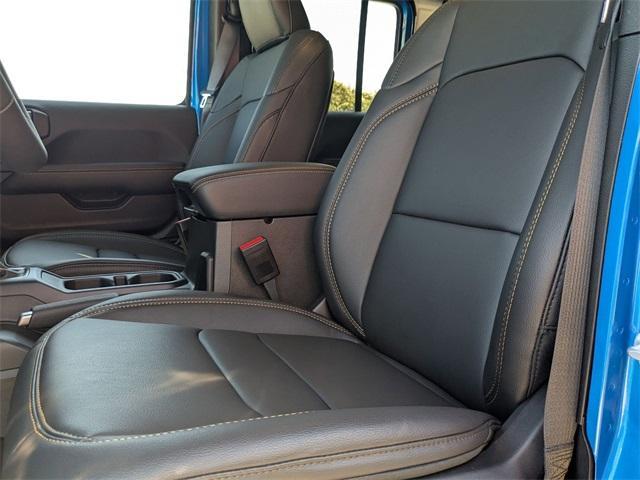 new 2026 Jeep Wrangler car, priced at $55,385