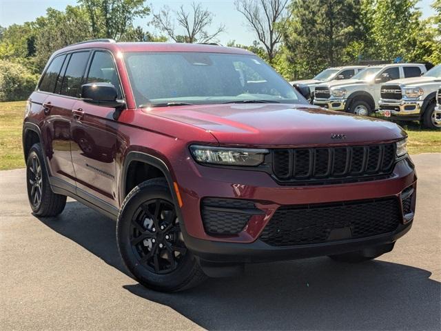 new 2025 Jeep Grand Cherokee car, priced at $39,810