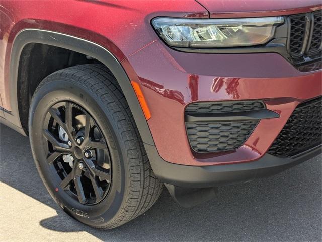 new 2025 Jeep Grand Cherokee car, priced at $39,810