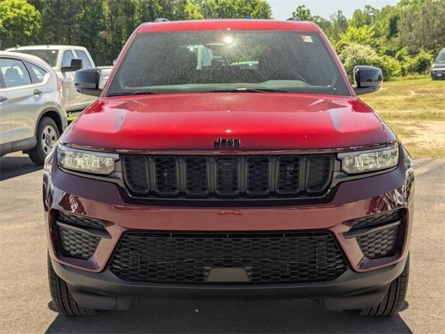 new 2025 Jeep Grand Cherokee car, priced at $39,810