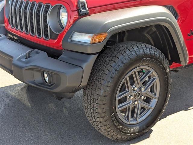 new 2025 Jeep Wrangler car, priced at $45,438