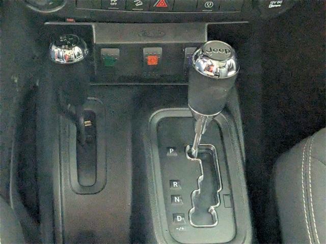 used 2013 Jeep Wrangler Unlimited car, priced at $21,495