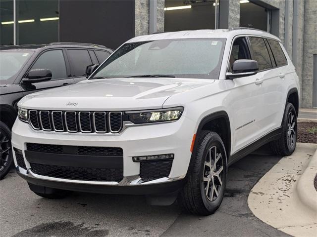 new 2025 Jeep Grand Cherokee L car, priced at $42,163