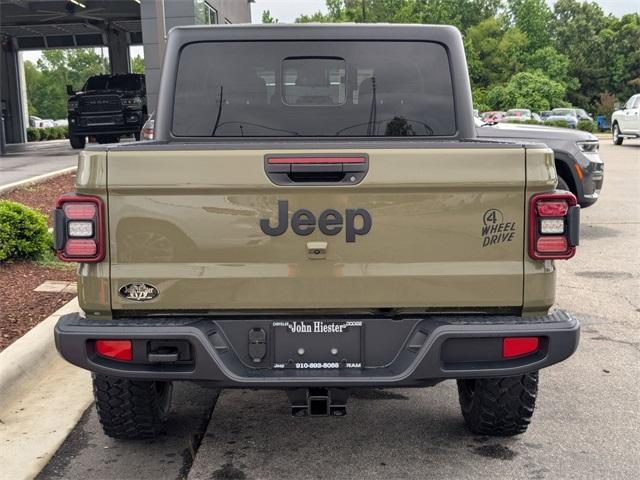 new 2025 Jeep Gladiator car, priced at $48,732