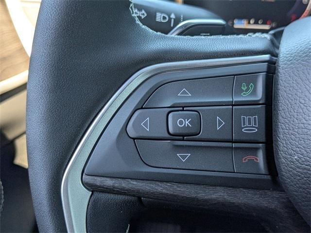 new 2025 Jeep Grand Cherokee car, priced at $43,245