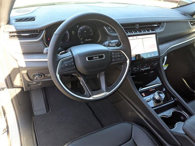 new 2025 Jeep Grand Cherokee car, priced at $43,245