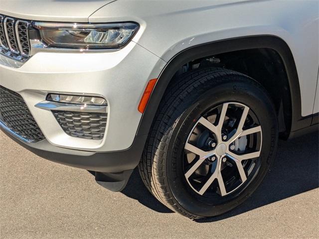 new 2025 Jeep Grand Cherokee car, priced at $43,245