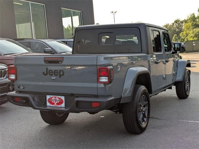 new 2025 Jeep Gladiator car, priced at $44,866