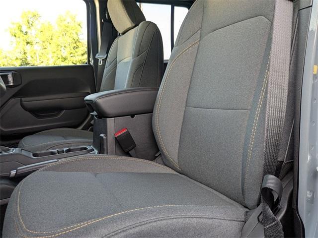 new 2025 Jeep Gladiator car, priced at $44,866