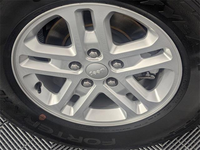 used 2023 Jeep Grand Cherokee car, priced at $26,704