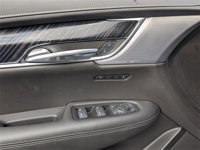 used 2025 Cadillac XT6 car, priced at $48,839