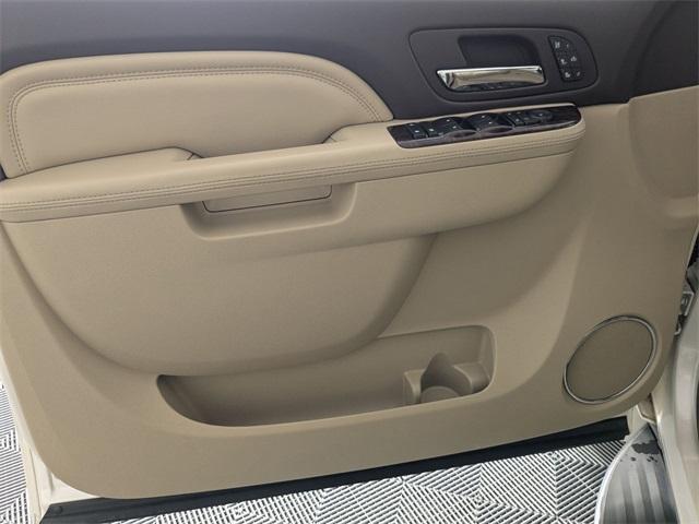 used 2013 GMC Yukon car, priced at $8,995