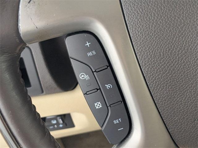 used 2013 GMC Yukon car, priced at $8,995