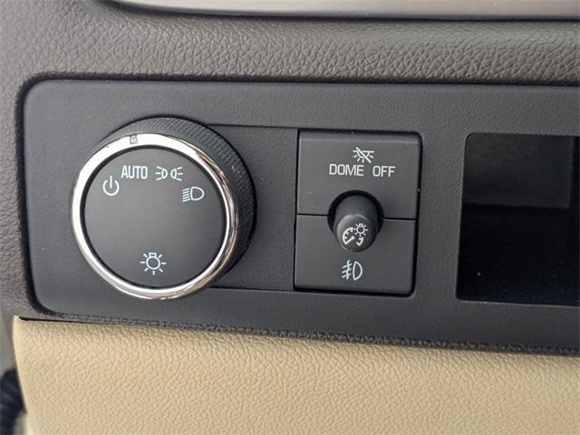 used 2013 GMC Yukon car, priced at $8,995
