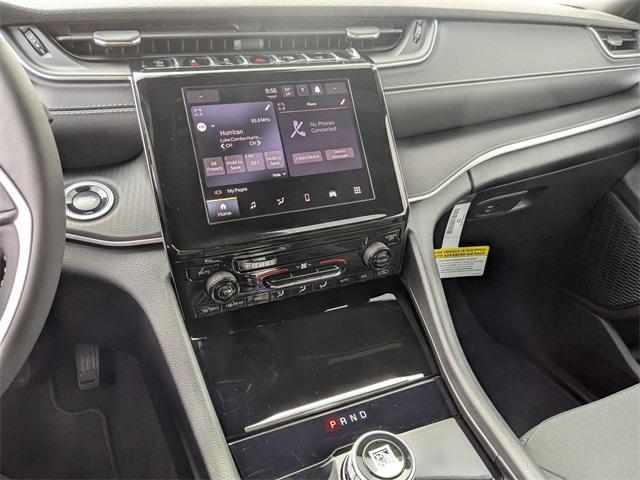 new 2025 Jeep Grand Cherokee car, priced at $37,315