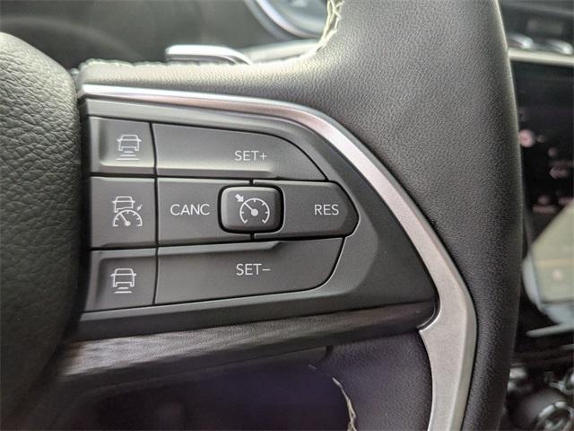 new 2025 Jeep Grand Cherokee car, priced at $37,315