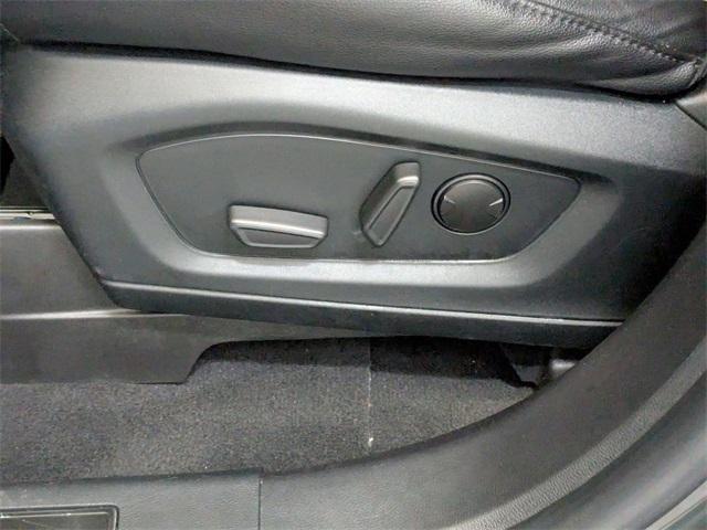 used 2022 Ford Explorer car, priced at $29,998