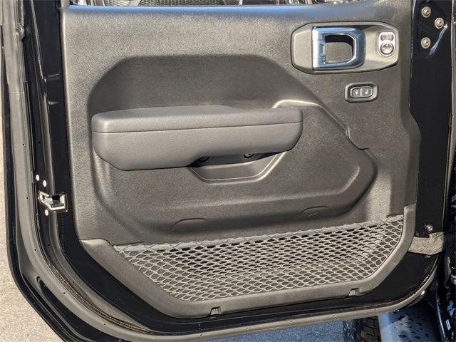 new 2026 Jeep Wrangler car, priced at $46,215