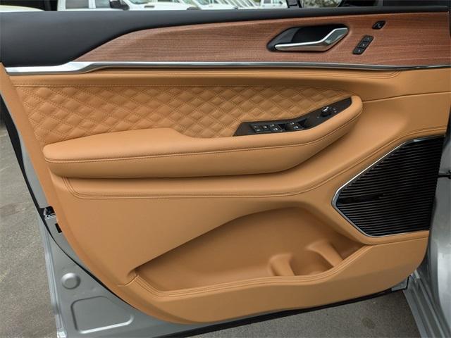 new 2025 Jeep Grand Cherokee car, priced at $62,994
