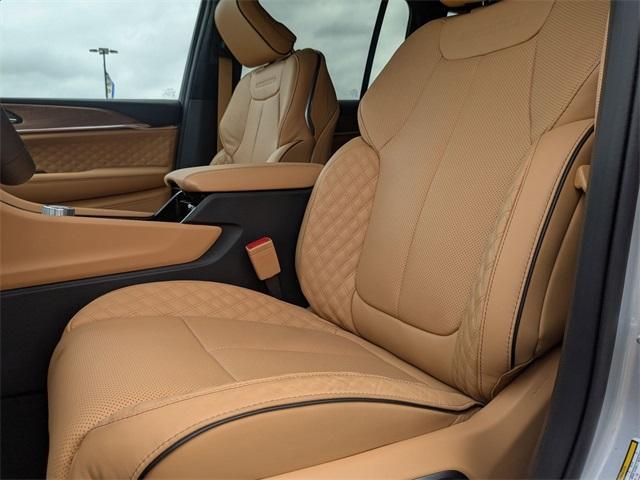 new 2025 Jeep Grand Cherokee car, priced at $62,994