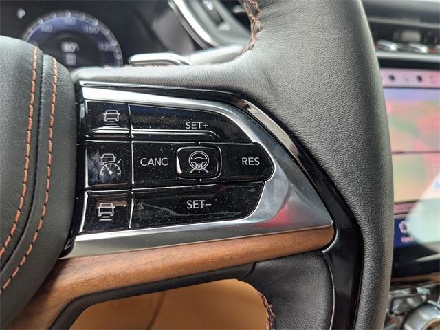 new 2025 Jeep Grand Cherokee car, priced at $62,994