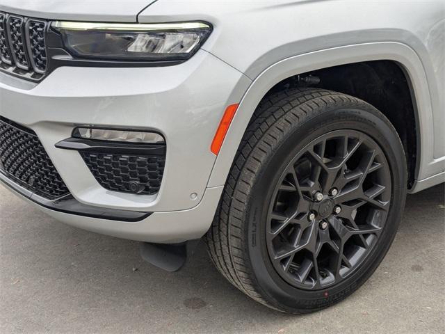 new 2025 Jeep Grand Cherokee car, priced at $62,994