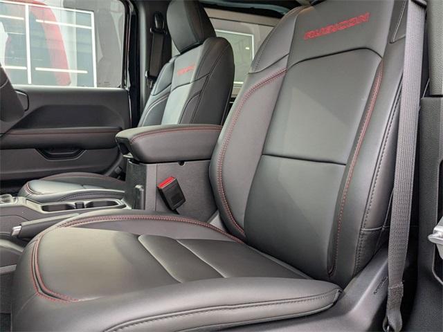 new 2025 Jeep Wrangler car, priced at $57,151