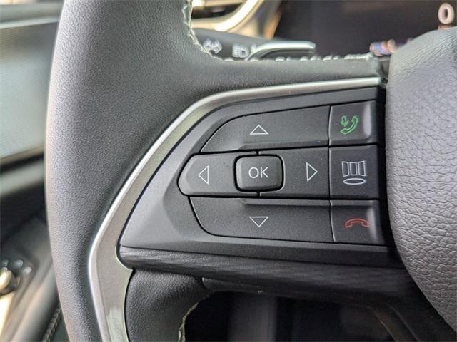 new 2025 Jeep Grand Cherokee car, priced at $40,702