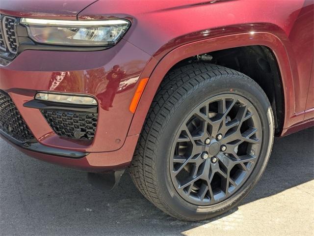 new 2025 Jeep Grand Cherokee car, priced at $63,745