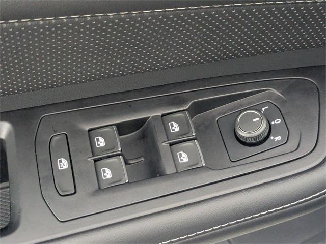 used 2025 Volkswagen Atlas car, priced at $34,993