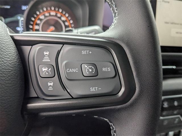 new 2025 Jeep Wrangler car, priced at $39,006