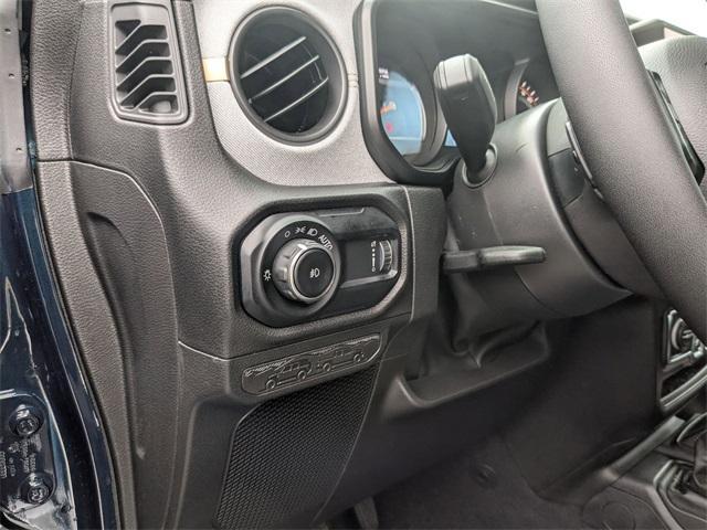 new 2025 Jeep Wrangler car, priced at $39,006