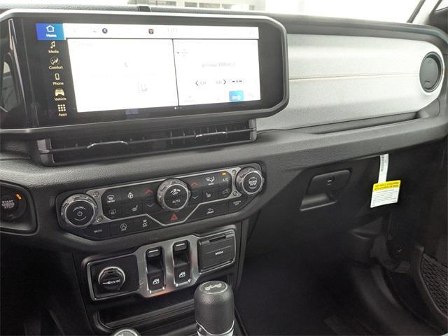 new 2025 Jeep Wrangler car, priced at $39,006