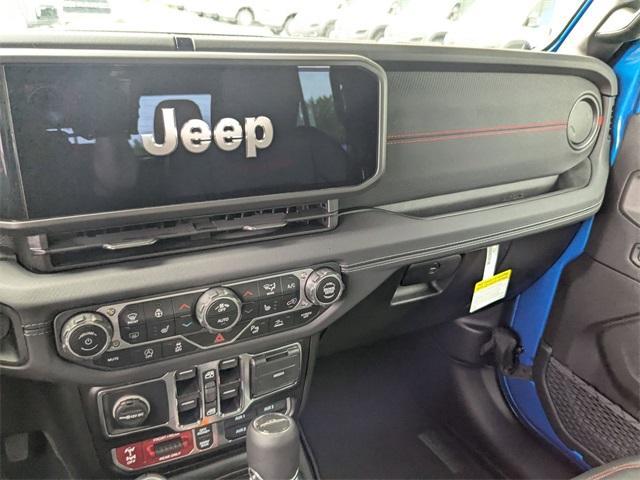 new 2025 Jeep Gladiator car, priced at $55,805
