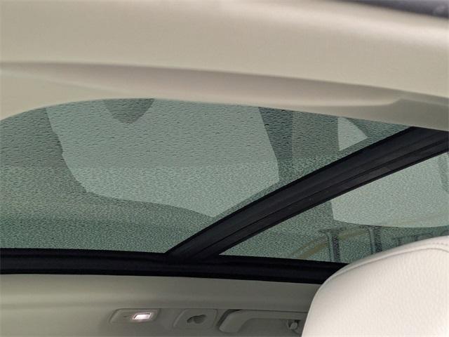 used 2022 Volvo XC60 car, priced at $22,916