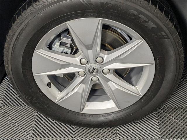 used 2022 Volvo XC60 car, priced at $22,916