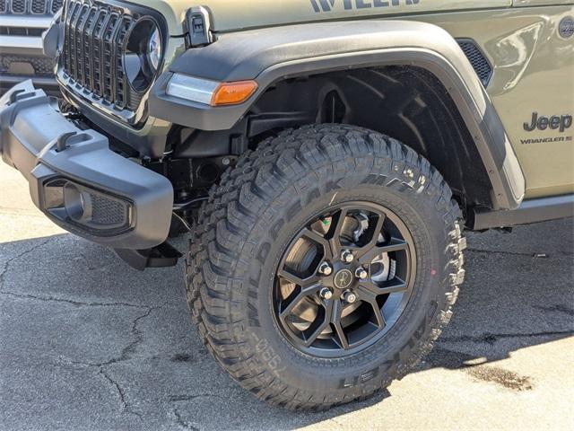 new 2025 Jeep Wrangler car, priced at $42,999