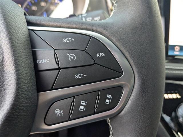 new 2025 Chrysler Pacifica car, priced at $43,527