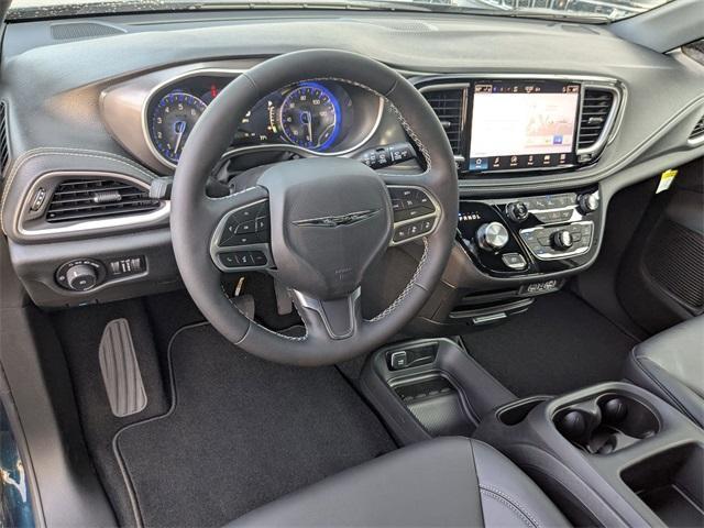 new 2025 Chrysler Pacifica car, priced at $43,527