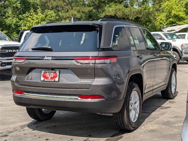 new 2025 Jeep Grand Cherokee car, priced at $40,702