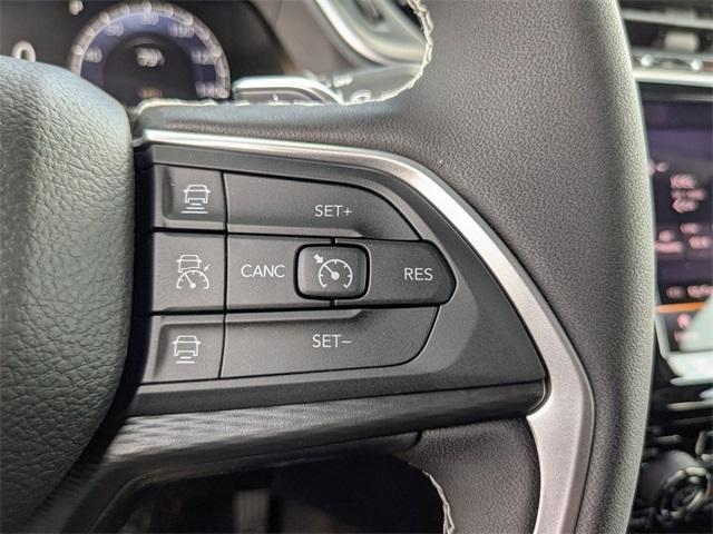 new 2025 Jeep Grand Cherokee car, priced at $40,702