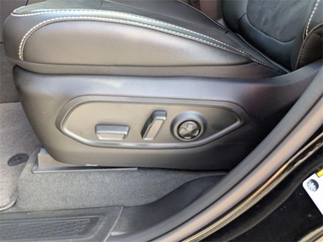 new 2025 Jeep Grand Cherokee car, priced at $42,480
