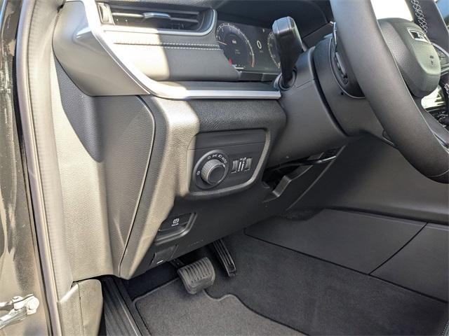 new 2025 Jeep Grand Cherokee car, priced at $42,480
