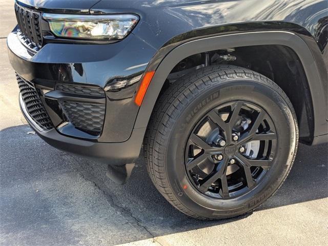new 2025 Jeep Grand Cherokee car, priced at $42,480