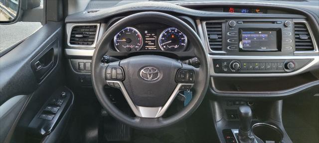 used 2018 Toyota Highlander car, priced at $14,490